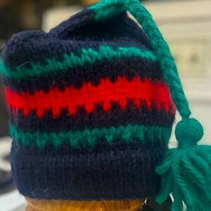 💫Vintage 80’s Hand Knitted Kid’s 100% Wool Hat with Est flap and Tassel